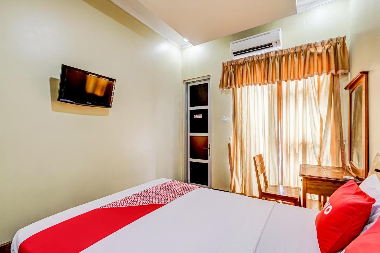 Oyo 91036 Hotel Simpang Lima Gkpri Semarang Eksteriør bilde