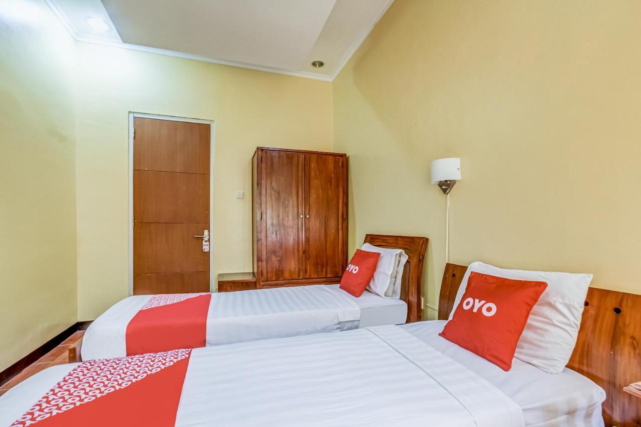 Oyo 91036 Hotel Simpang Lima Gkpri Semarang Eksteriør bilde