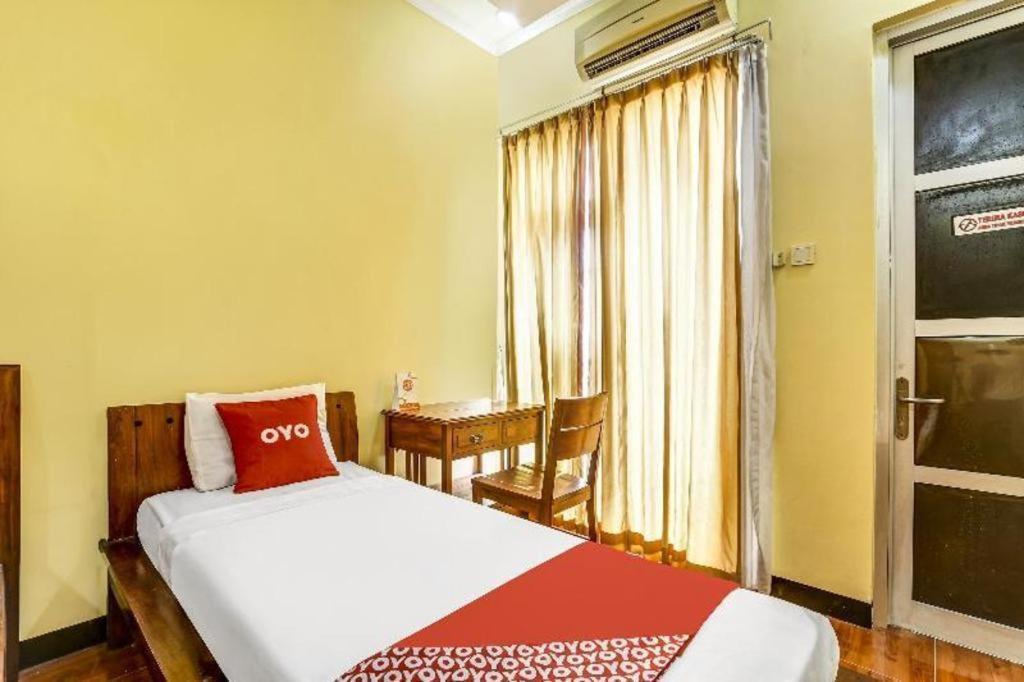 Oyo 91036 Hotel Simpang Lima Gkpri Semarang Eksteriør bilde